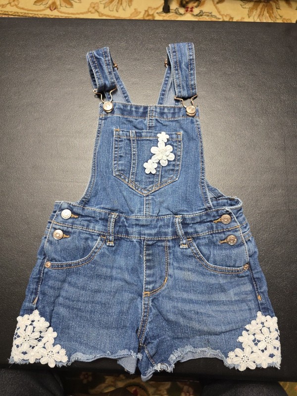 Girls Sz 6 Jordache Shortalls With Lace Design VERY CUTE!