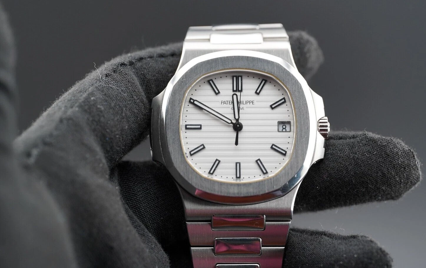Patek Philippe Nautilus 5711/1a white Dial fullset