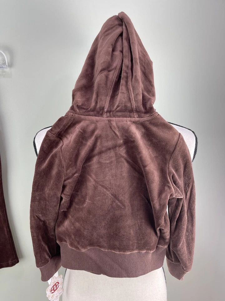 Nuevo traje de chándal de terciopelo marrón rojo de Marc Ecko para niñas talla 4T Foto 4 de 4