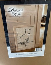 Designed by Lotte Kratzbrett Katze Sisal line Art beige schwarz