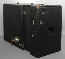 Eastman Kodak BROWNIE 2A Model B Box Antique Vintage Film Camera USA CLEAN 