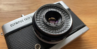 Olympus Trip 35 Silver Film Camera. Serviced works film tested. Tokyo Aug 1977