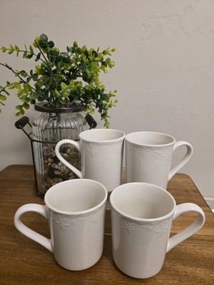 Versailles Off White by Tabletops Coffee Mugs Cups Excellent  Set/4