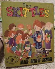 Rare-The Skittles Make Believe School, HC 1976