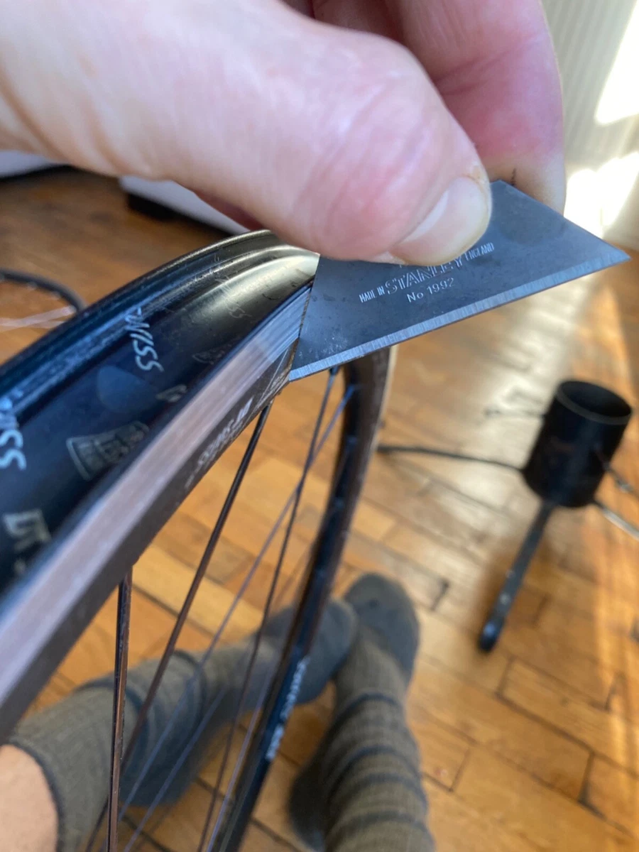 DT Swiss R32 Spline Clincher Rear Wheel Shimano Freehub