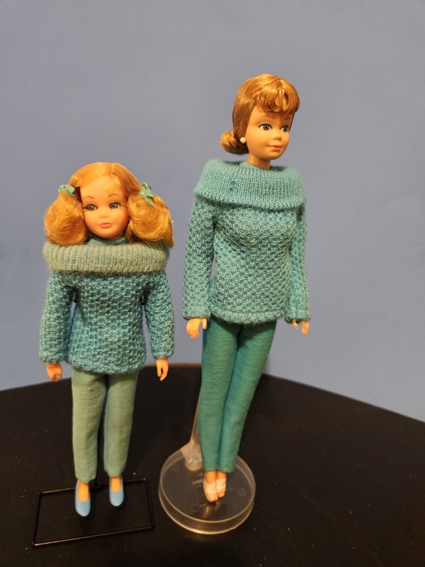  REPRO MIDGE  VTG MALIBU SKIPPER PHOTO FASHION  OUTDOOR  CASUALS W/DOLLS/STANDS 