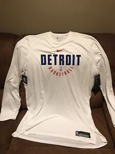 pistons sleeved jersey