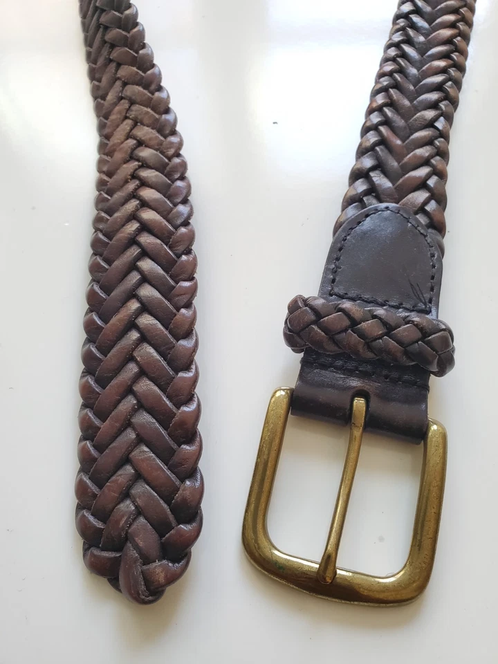 Cinturón de cuero trenzado oscuro Brooks Brothers 346 para hombre talla 38-95. 50147027. China Foto 2 de 4