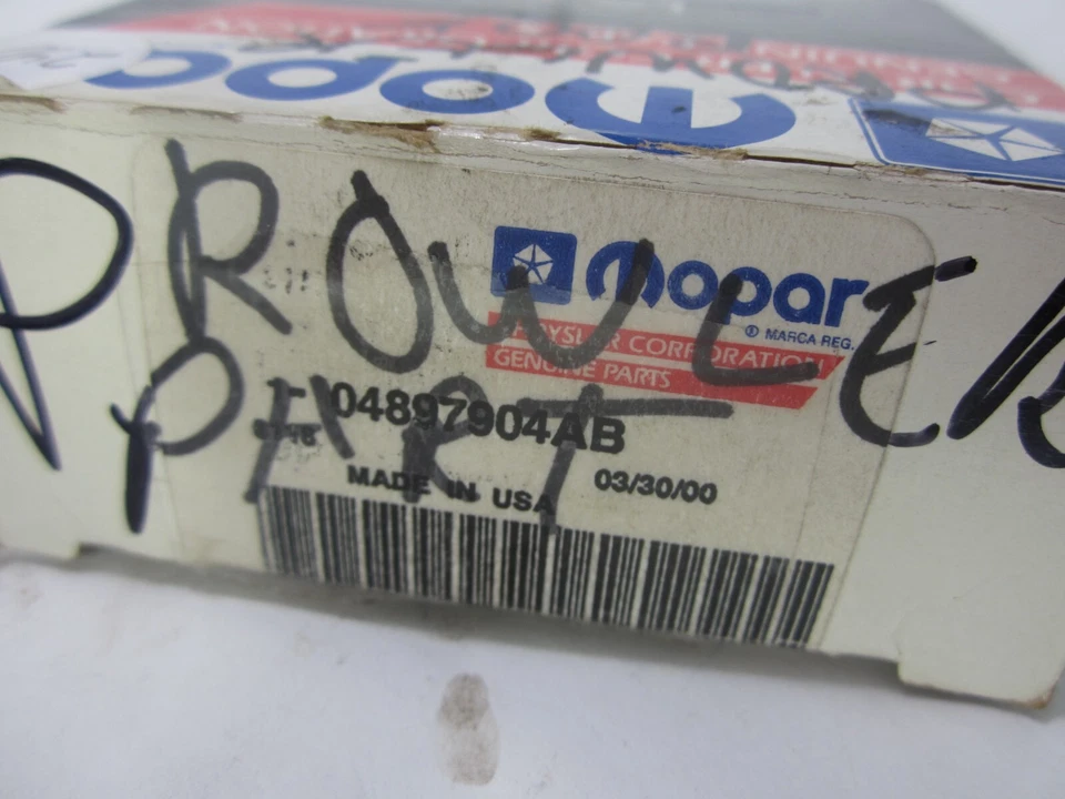 Chrysler Prowler 2001-2002 número cuatro pestillo de arco 4897904AB Foto 4 de 4