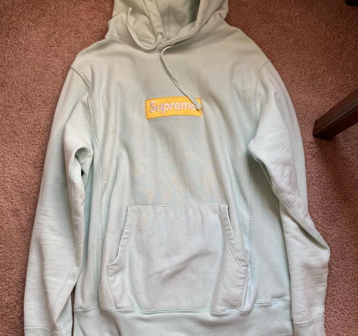 Sweat à capuche logo Supreme Box (FW17) bleu glace taille grand 100% grand. Occasion