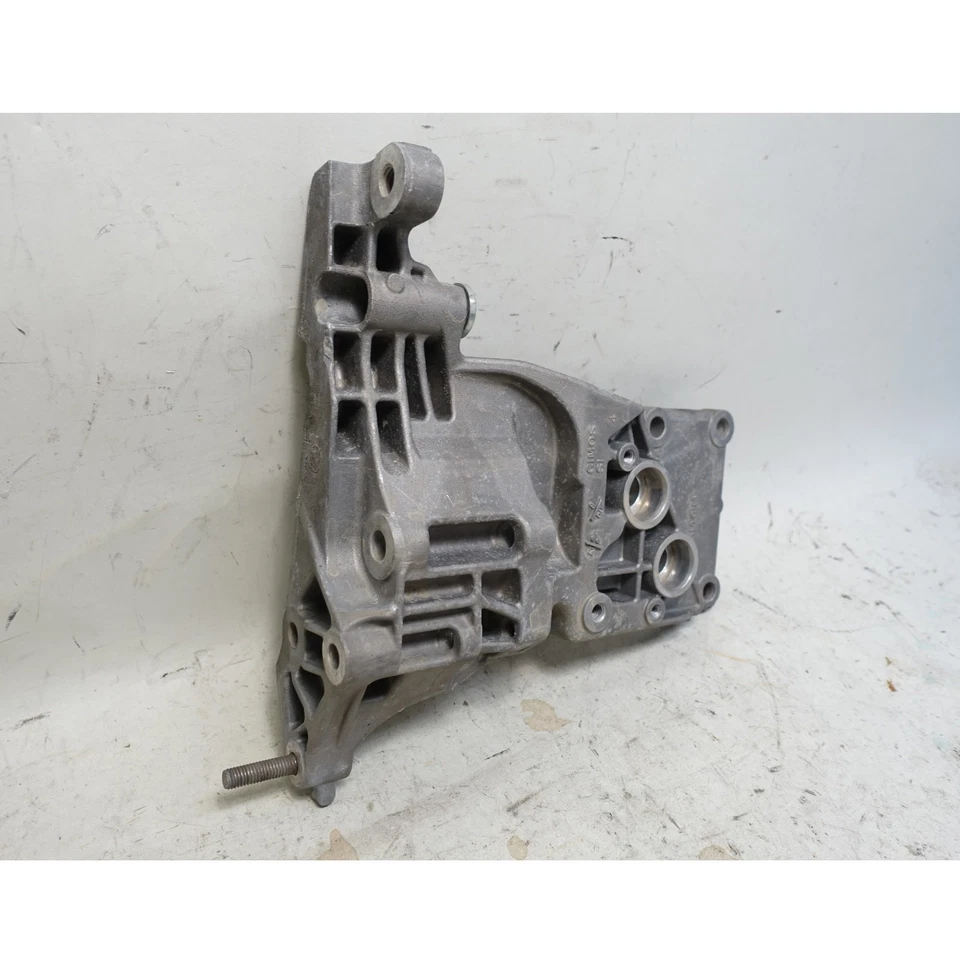 Оригинальный кронштейн генератора переменного тока для BMW E60 550i E63 E65 2004-2010 годов выпуска N62 V8 - Изображение 2 из 4