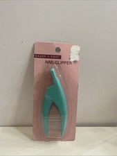New Sealed Sassy Chic Acrylic Nail Clippers