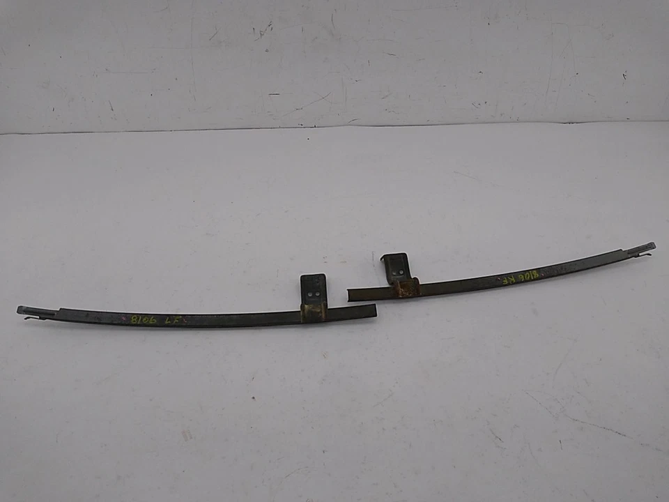 Ford Bronco Pair Of Front Window Glass Guides Fits 1992 1993 1994 1995 1996 92 - Image 2 of 4