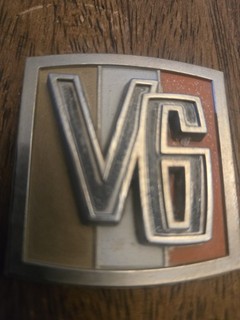 V6 Emblem Dauntless 1966 1971 Willys & Jeep Jeepster Commando CJ 5 CJ 6 badge
