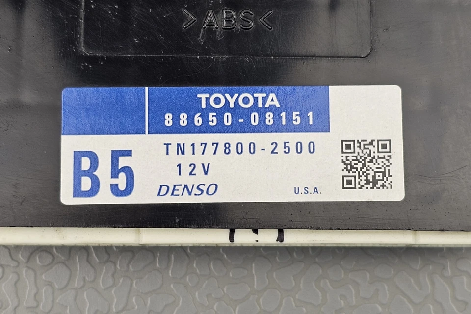 Módulo de control de temperatura amplificador de aire acondicionado Toyota Sienna 2012-2014 OEM 88650-08151 Foto 2 de 4