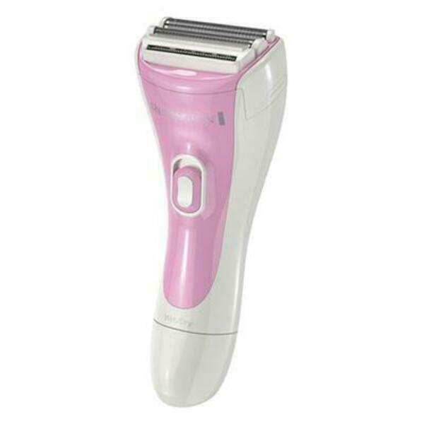 Remington WDF4820 Smooth and Silky Ladies Cordless Wet/Dry Shaver Set 