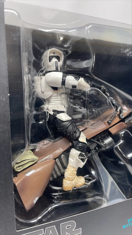 Star Wars The Black Series Speeder Bike with Biker Scout 6" Action Figure Hasbro - Image 2 of 3