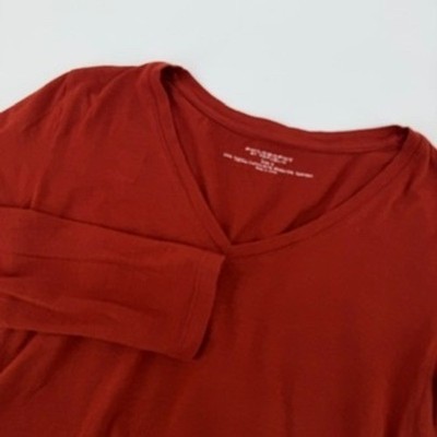 Philosophy by Republic Womens Long Sleeve V Neck Basic Top Red Size S