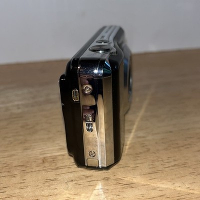 Fujifilm Finepix AX655 Black 16MP 5x Zoom Digital Camera w/4GB SD