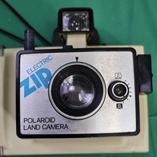 Vintage Polaroid 204 Land Camera Electric Zip Cold Clip 75 - 3000
