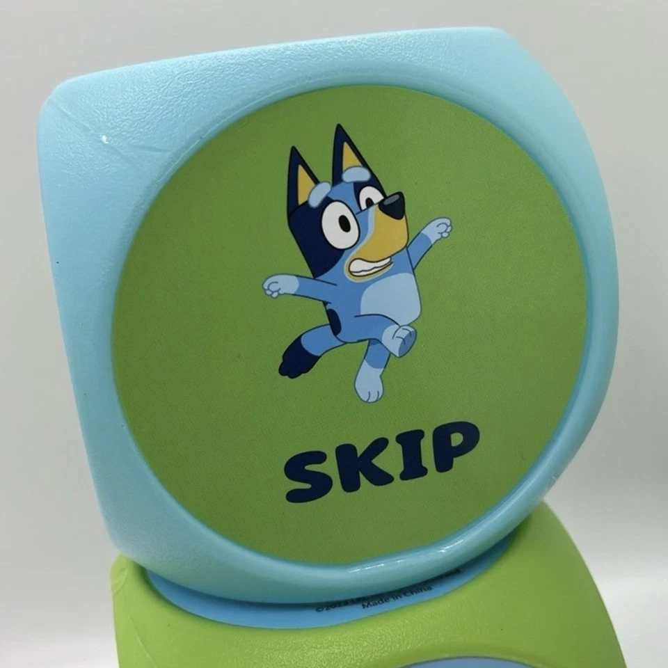 BLUEY Wackadoo Dice Imagination Act Out The Action Game Toy - Image 3 of 4