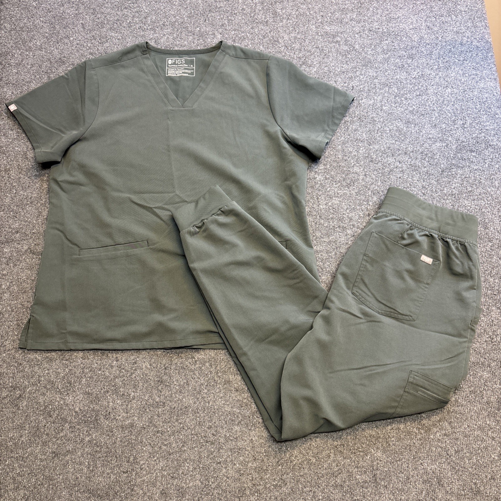 FIGS Technical Collection Olive Green Cargo HWZamora Jogger Scrub Pants Women XL