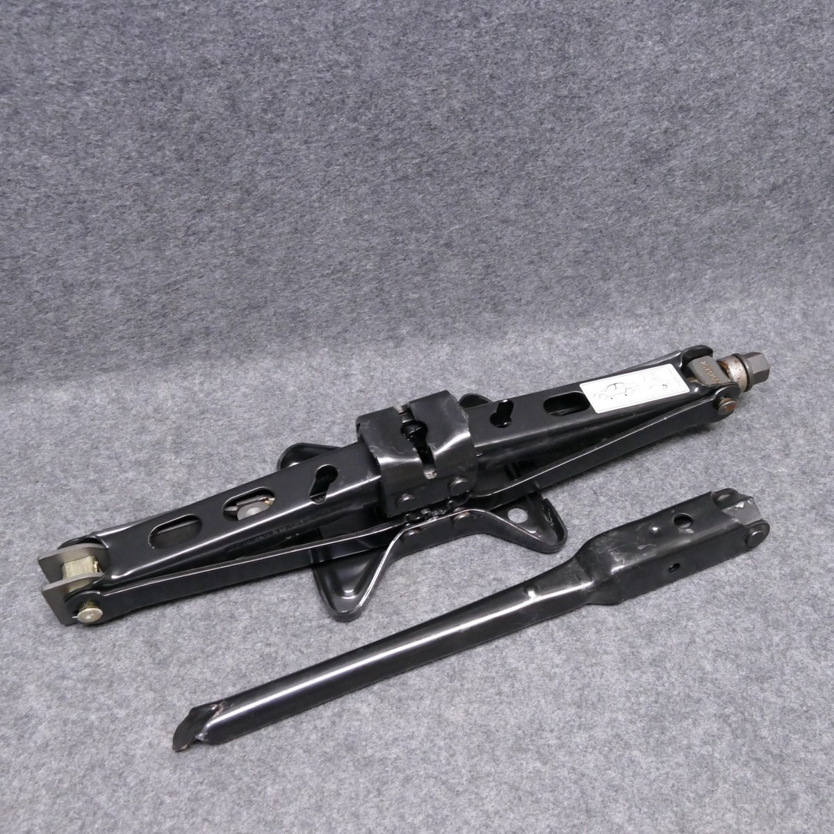 2000-2005 Cadillac DeVille Spare Tire Scissor Jack & Lug Wrench