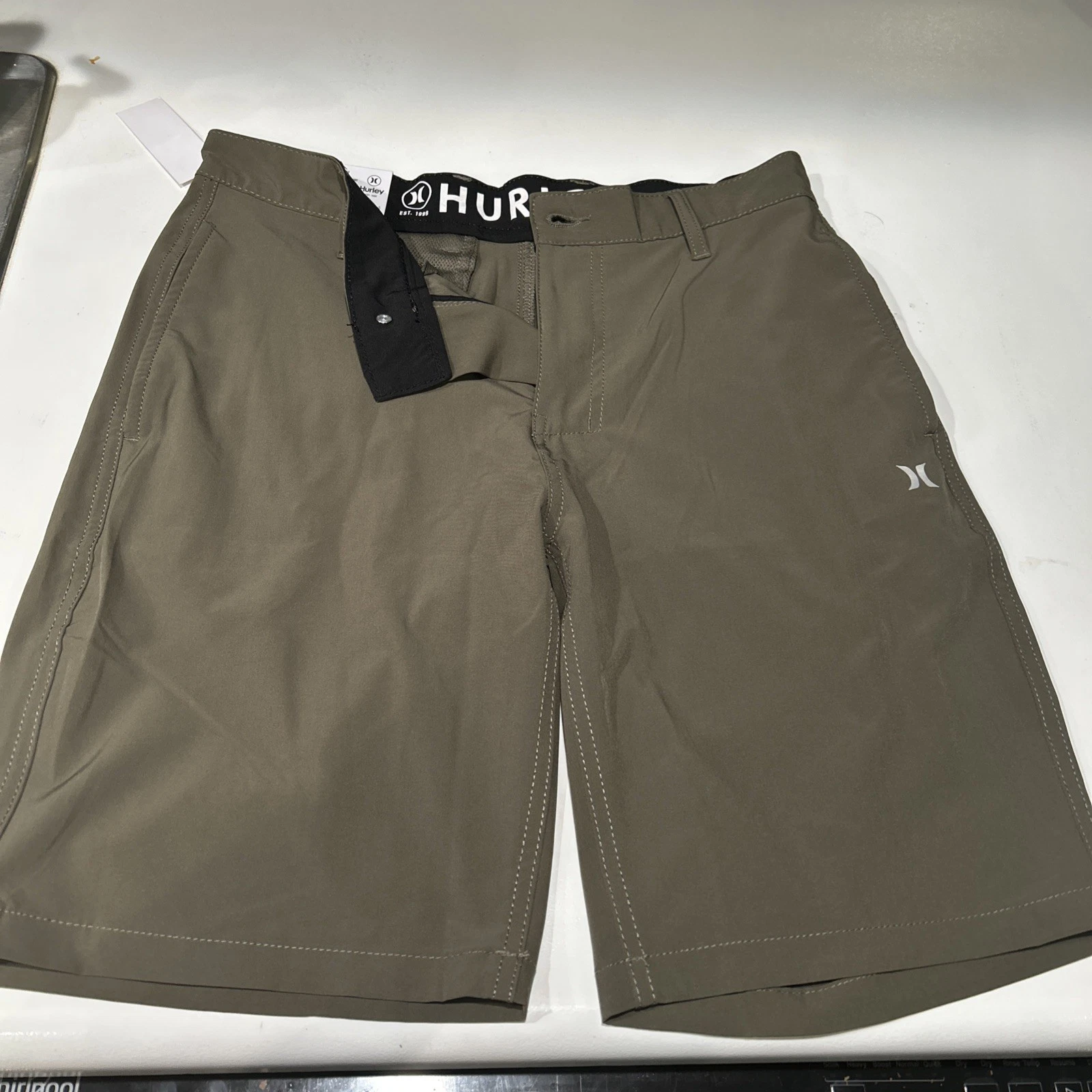 Hurley Men's Hybrid Shorts Quick Dry Polyester Olive size 30 NWT