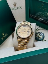 Rolex Day-Date 40 Yellow Gold Champagne Roman Dial Fluted President 228238 7