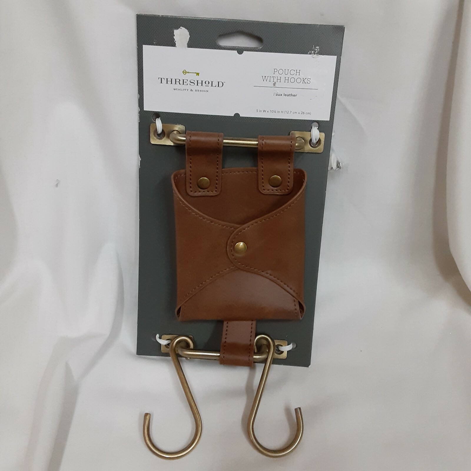 hanging pouch organizer