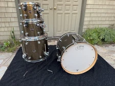 DW Performance Series 4pc Pewter Sparkle Drum Set Kit