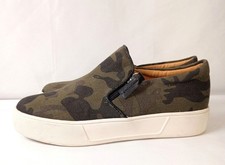 Tenis informales de lona camuflados con cremallera lateral verde militar para niños talla 3 nuevos con etiquetas