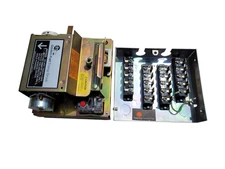 Honeywell GP201 R414og1189 Gordon Piatt Boiler Control Module with Terminal Box