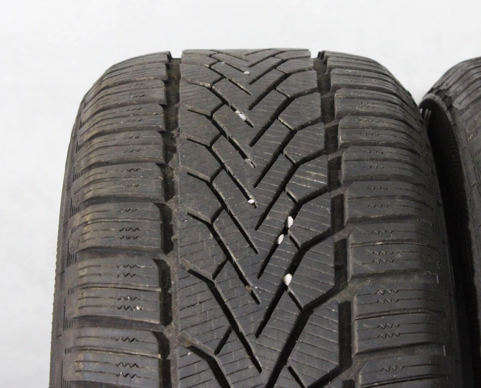 2 x 215/55R16 93H Winterreifen Semperit Speed-Grip 2 5,5-6mm 2013 - Bild 3 von 4