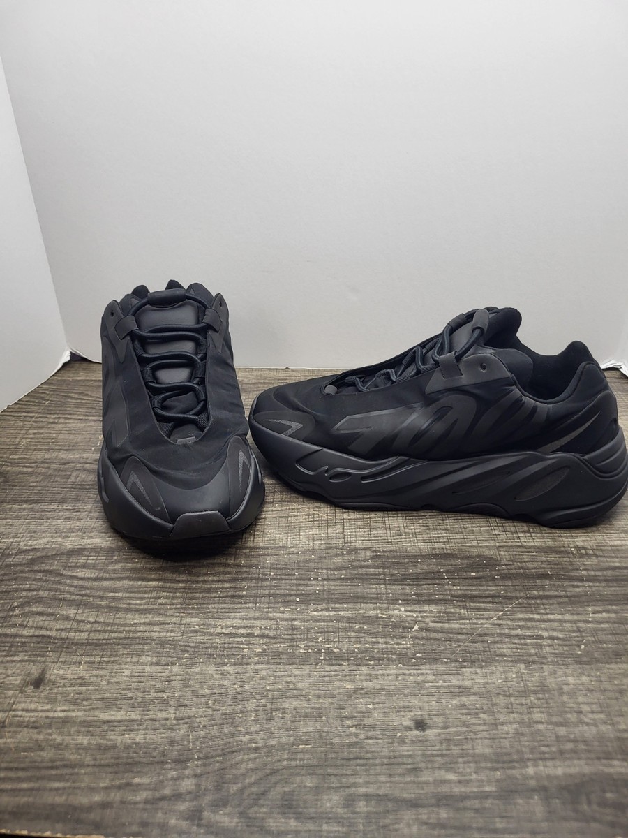Yeezy 700 Mnvn Triple Black Mnvn Black Yeezy Boost 700 Mnvn On