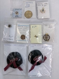 Lot, Masonic,Odd Fellows,Kiwanis.American Legon,F.O.E. Pins/Coin