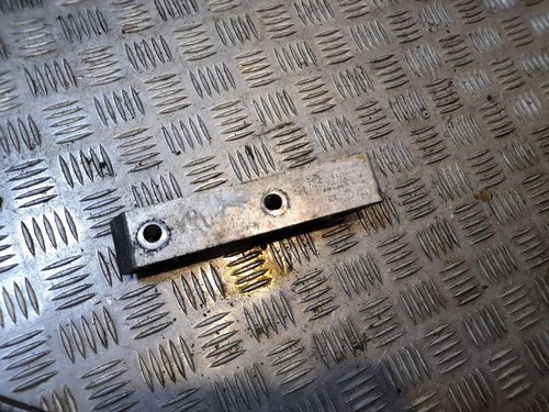 PORSCHE CAYENNE 92A Stabilisatorhalterung vorne rechts 7L0411063B 4.80 33417819