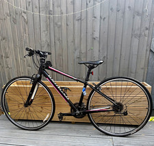 Specialized Vita Hybrid Bike 700C 56cm Black/Pink/White V-Brake Flat Bar