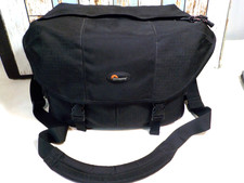 Lowepro Stealth Reporter 500 AW Camera Bag case w rain fly