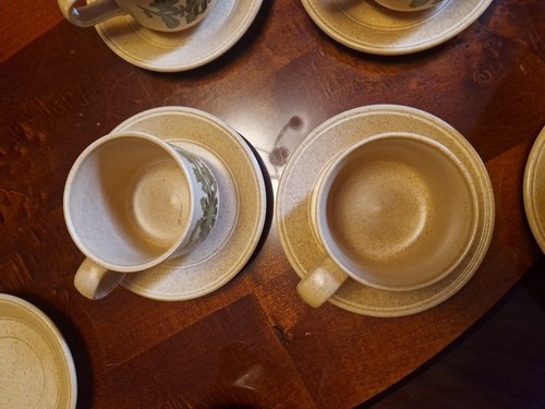 Vintage Ironstone Kiln Craft Tea Set. Teapot. Milk Jug & 9 Cups With Saucers. - Picture 7 of 24