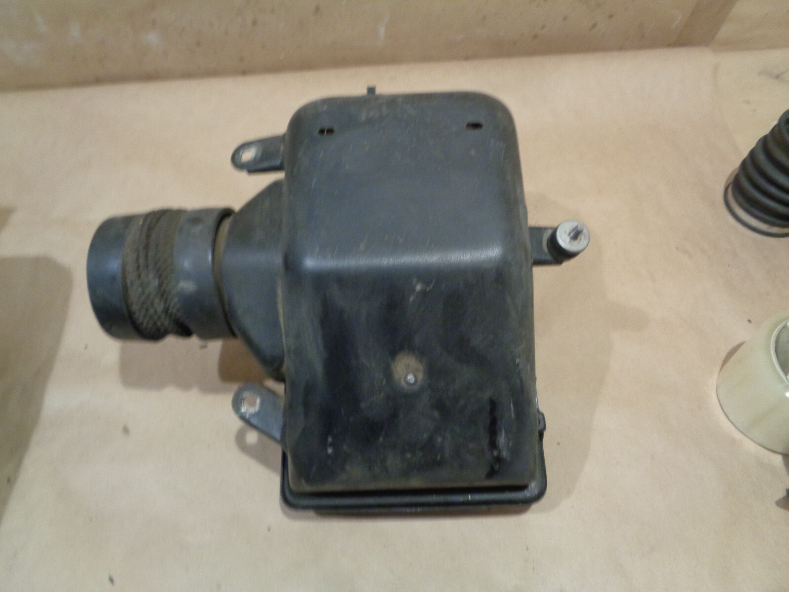 Ferrari 355 2.7 - RH Air Intake Assy - P/N 154729