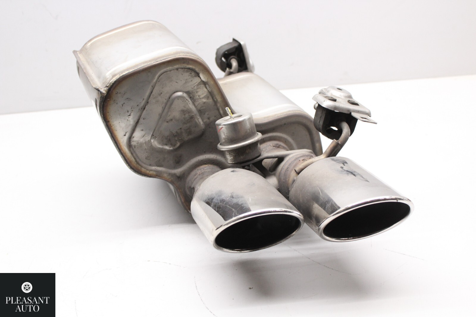 MASERATI GHIBLI 3.0L REAR LEFT DRIVER EXHAUST MUFFLER PIPE OEM 2014-2020 CUT-