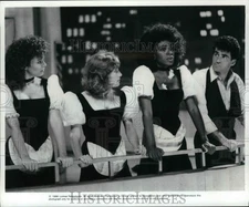 1986 Press Photo Actors during a scene from the series It's A Living - hcp20673