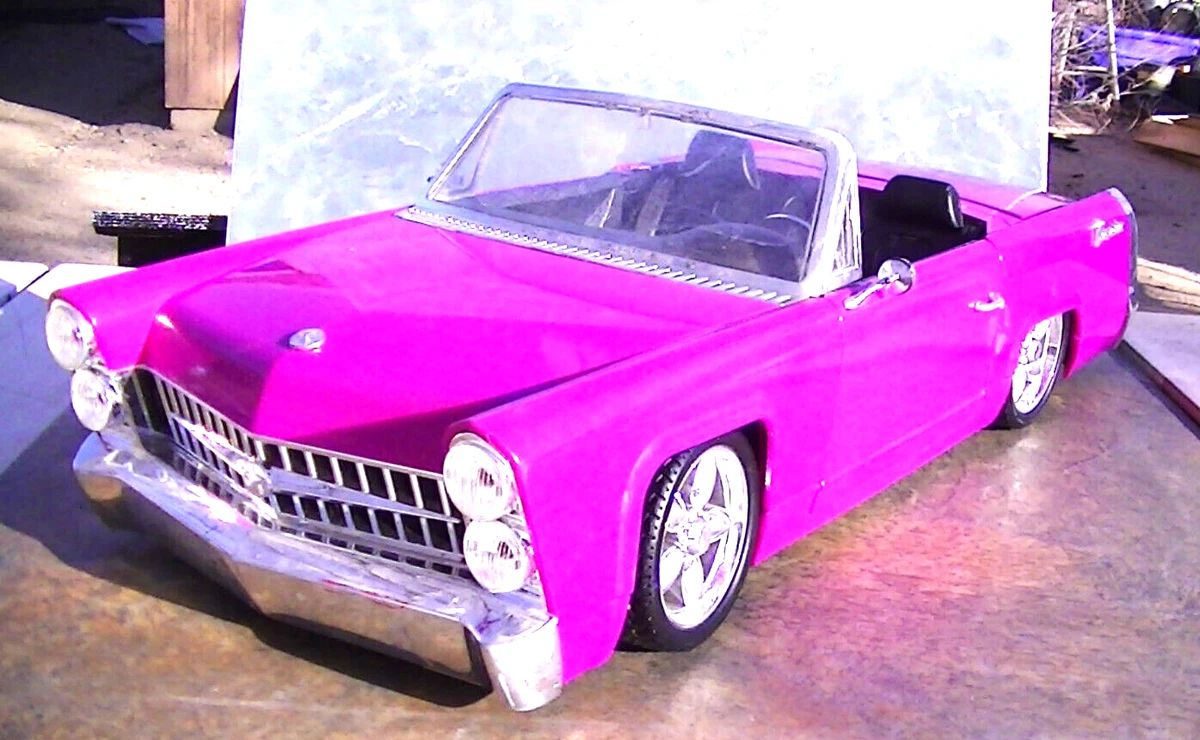 Bratz 2024 toy car