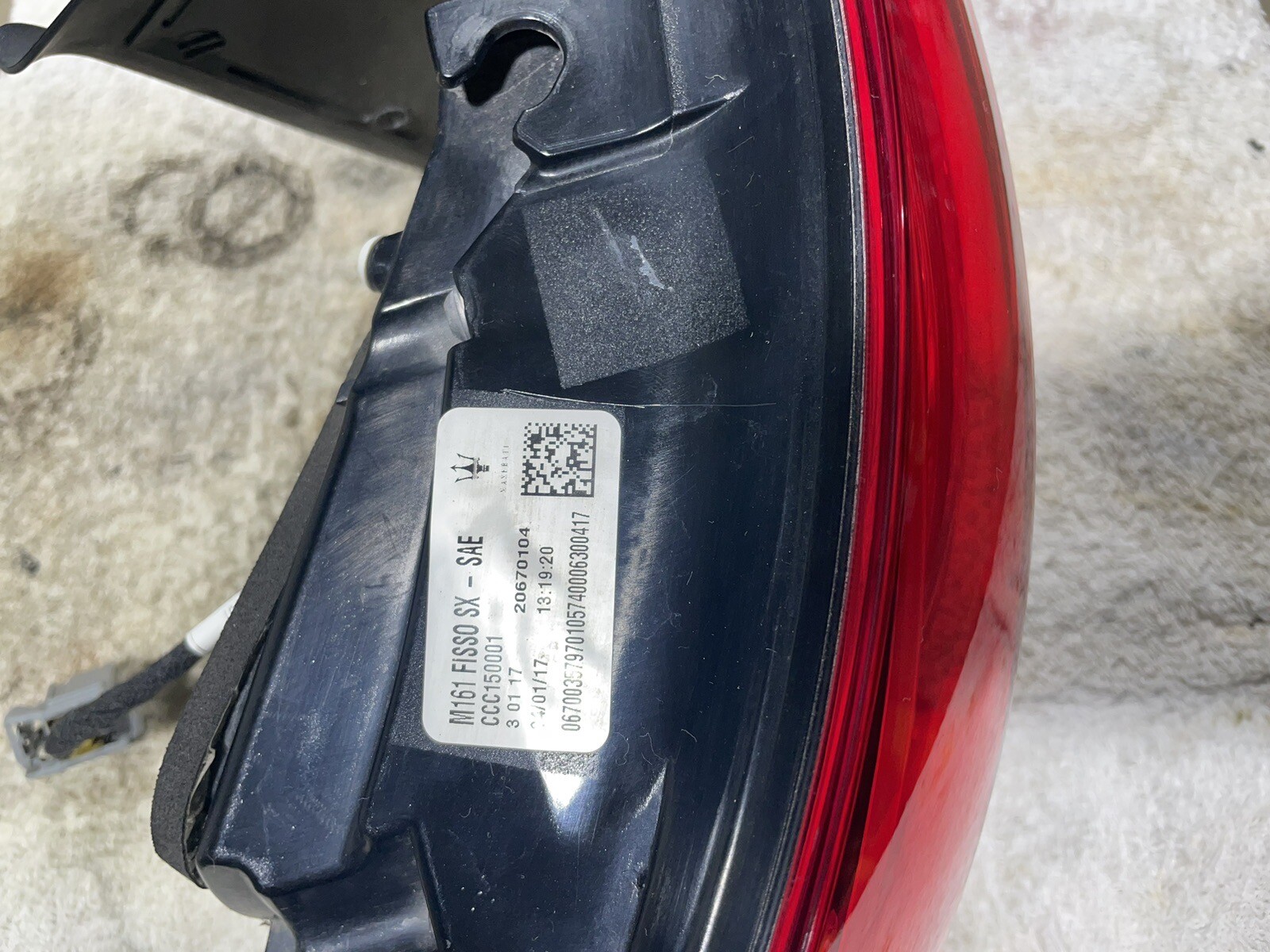 18 2018 MASERATI LEVANTE OEM QUARTER MOUNTED TAIL LIGHT LAMP DRIVER LEFT 