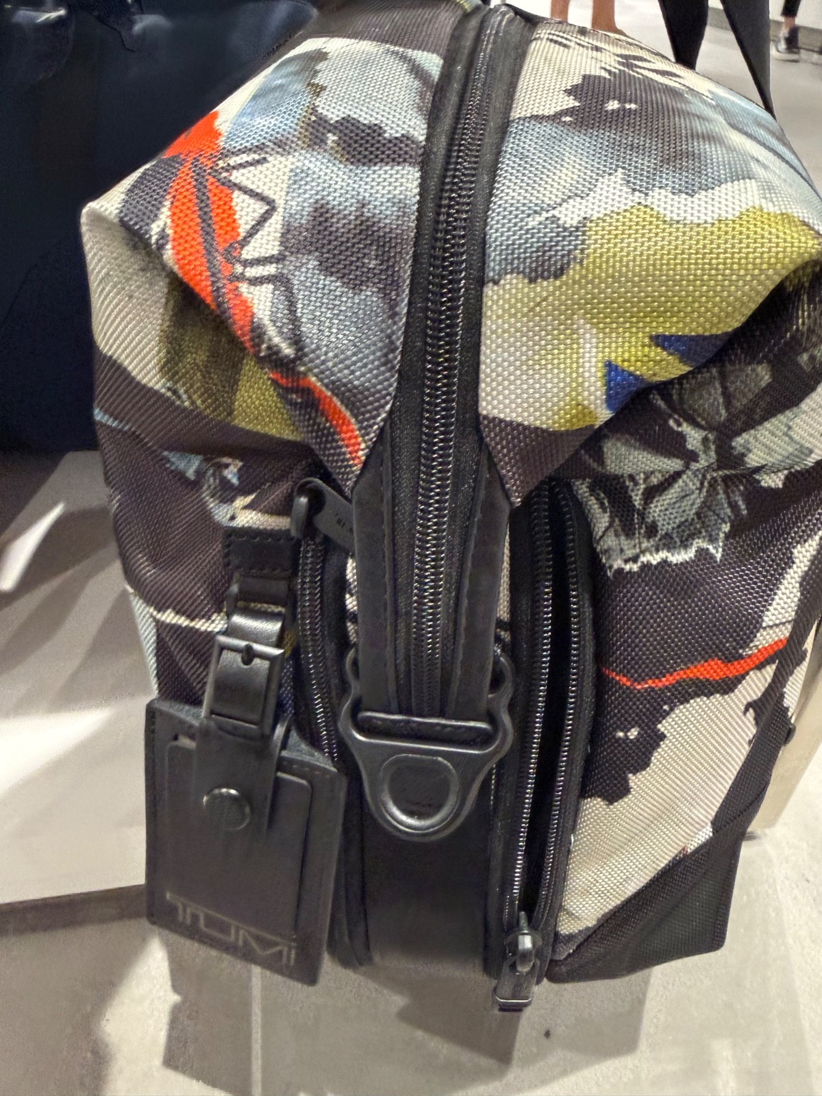 NEW Tumi ALPHA 18.5” Double Expansion TRAVEL Satchel Bag - NYC POSTER PRINT image 4
