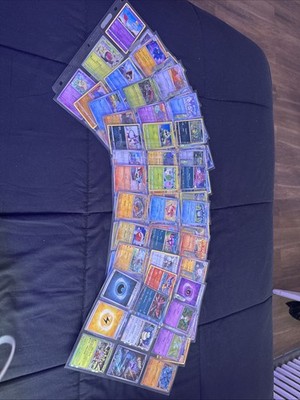Pokemon TCG Collection Card Bulk Lot Common Uncommon Holo Rare Cards 220 Cards