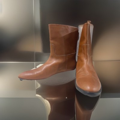 Jenni Kayne Leather  Ankle Boots Cognac  Size 39 ( 8.5 9)  Zipper  Retail @$695