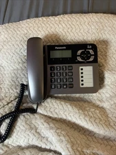 Panasonic Model Number KX – TG1061 Corded Telephone System With Speakerphone ￼