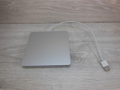 Apple SuperDrive Externes CD DVD Laufwerk A1379 Silber MD564ZMA USB